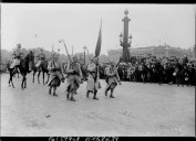 14 juillet [1918], les Polonais place de la Concorde [défilé des troupes] : [photographies de presse] / [Agence Rol] 