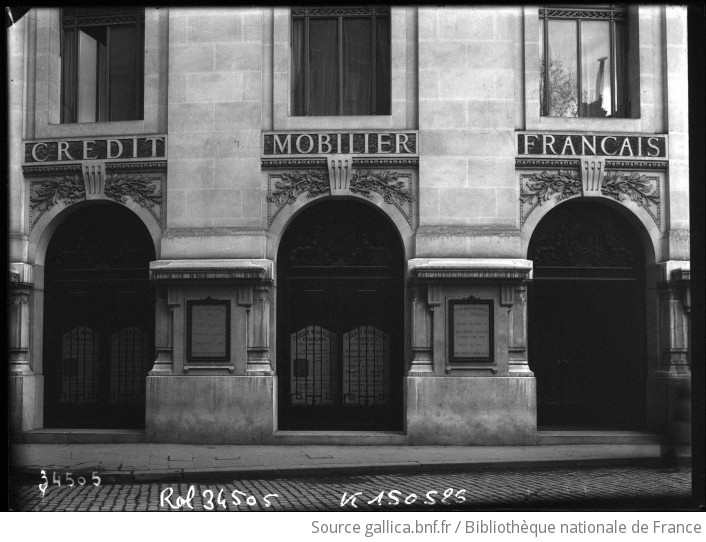 Crédit mobilier français vue de l entrée de la banque photographie