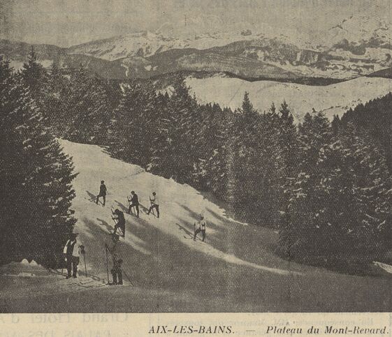 Aix-les-Bains, plateau du Mont-Revard. [Ski]. Image publiée à Chambéry le 13 janvier 1932 dans le journal : Bulletin des étrangers en séjour à Aix-les-Bains