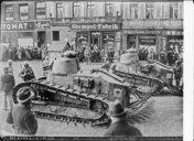 Kattowitz, tanks et soldats français assurant l'ordre, place du Théâtre [lors du plébiscite de la Haute-Silésie du 20 mars 1921]1921