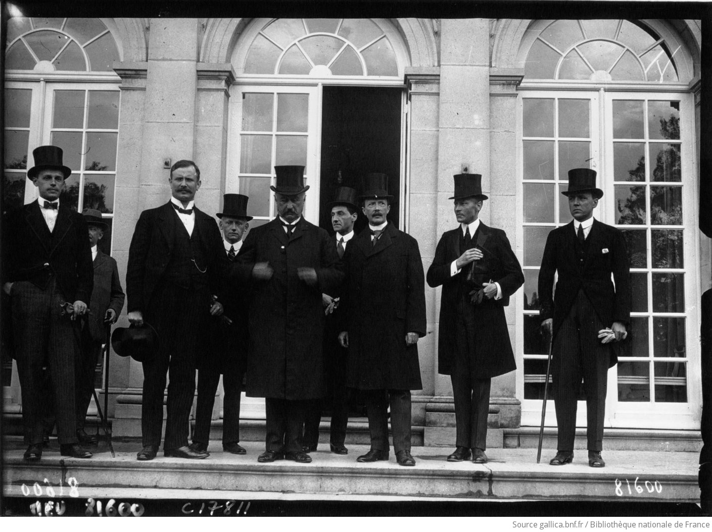 Международная конференция в гааге. Гаагские мирные конференции 1899 и 1907. Конференция в Гааге 1899. Генуэзская конференция 1922 Ленин.