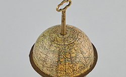 Accéder à la page "Globe terrestre, R. Barbot, 1874-1883"
