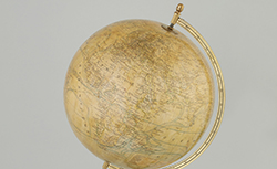 Accéder à la page "Globe terrestre, J. Forest, 1900"