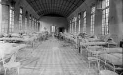 Hôpital Claude Bernard Paris, 19e arrondissement, dégâts dus aux bombardements 