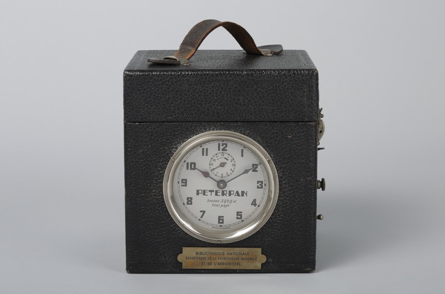 Accéder à la page "Peter Pan Clock, Gramophone Company Limited, 1925"