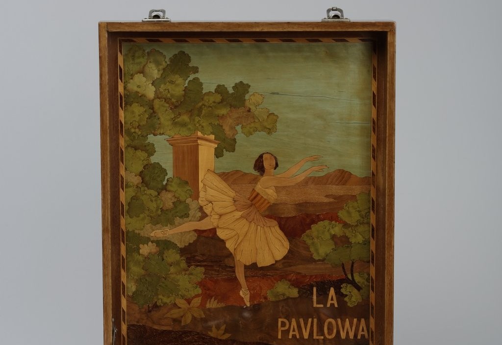 Accéder à la page "La Pavlova, Thorens, 1929"