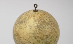 Accéder à la page "Globe terrestre, de Selves, 1822"