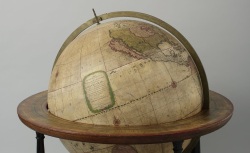 Accéder à la page "Globe terrestre, G. et L. Valk, 1715"