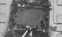 Rol La maison de Molière [sur laquelle est apposée une plaque avec la mention : cette maison a été construite sur l'emplacement de celle où est né Molière le 15 janvier 1622