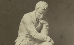 Photographie. Statue de Champollion d'Auguste Bartholdi